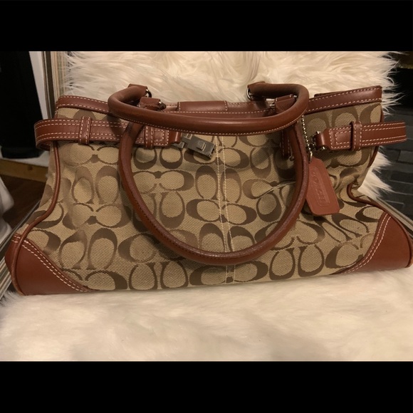 SOLD SOLD Authentic Coach Handbag - Picture 8 of 9